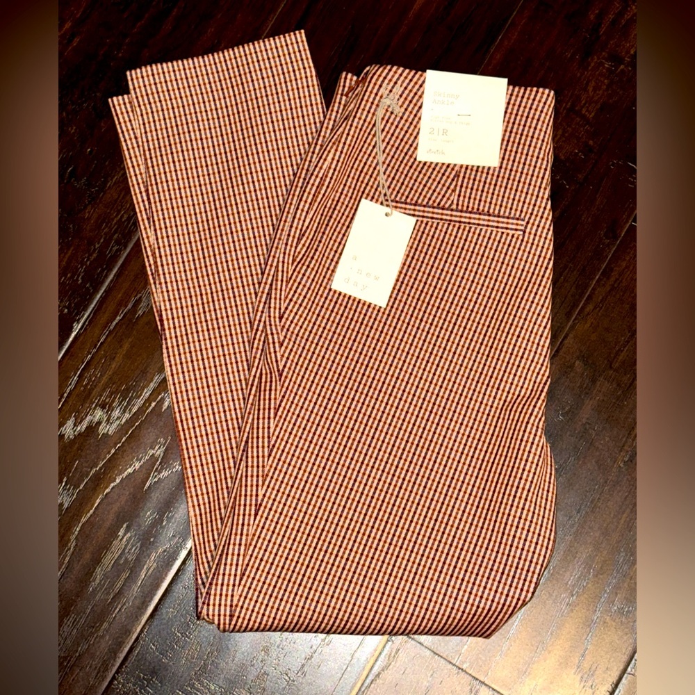 🤎 NWT! A New Day Plaid Skinny Pull On Pant